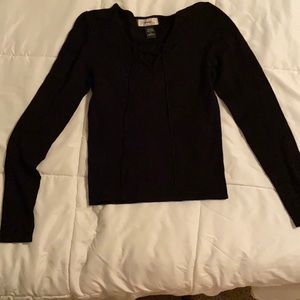 Like new black tie front sweater!